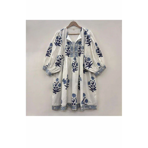 Robe midi élégante pour femme, imprimée à la main, design personnalisé, respirante, idéale pour les sorties estivales en club, tailles XS-XL, taille unique - Product Image 1