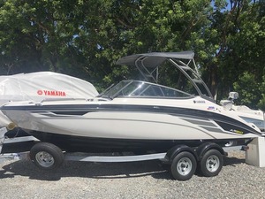 Y a m a H a AR210 Motor de barco - Product Image 2