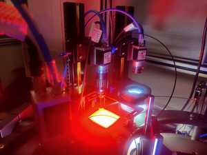 Máquina clasificadora óptica de SensoVision para el control de calidad de tuercas y arandelas que utilizan tecnología de visión artificial - Product Image 6