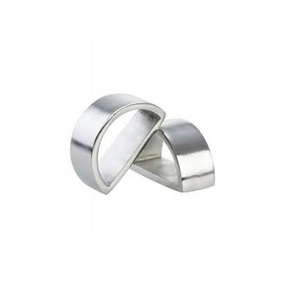 Anneau de serviette en métal avec logo personnalisé pour hôtel, mariage, fête, design simple, porte-anneau de serviette en acier inoxydable, qualité supérieure - Product Image 2