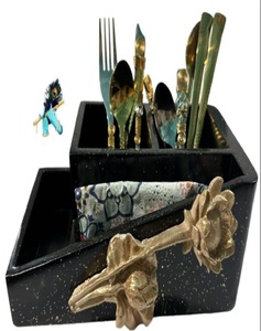 Boîte porte-serviettes en bois naturel la plus vendue Boîte à mouchoirs décorative et fonctionnelle pour la cuisine de ferme au meilleur prix - Product Image 1