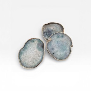 Natural <b>Blue</b> Agate Gemstone Coasters with Gold Edged Finish for Luxury Coffee Tea and Dining <b>Table</b> Decor - Product Image 6