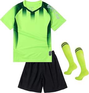 Uniformes de football élégants avec shorts et chaussettes uniformes de football unisexes à prix d'usine avec logo personnalisé - Product Image 4