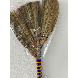 Palo de escoba de hierba hecho a mano para limpiar escoba de superficie natural hecho en Vietnam - Product Image 5