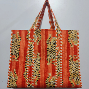 Bolso de mano acolchado hecho a mano con estampado de rayas de tigre de algodón con bolsillo interior, bolsos de mensajero bohemios PARA MUJER DE LA India - Product Image 1