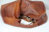 Sac Hobo de Luxe en Cuir Véritable pour Femme, Style Vintage Tendance, Fermeture Éclair, Logo Personnalisé, Patch Lettre – Populaire en Usine
