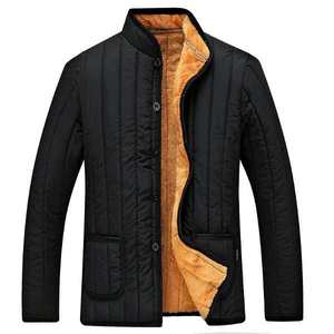 Chaqueta hinchada de bombardero de ropa informal para hombre de alta calidad con color y logotipo personalizados - Product Image 1