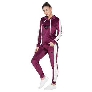 Logo personnalisé sur les bandes latérales de velours femme velours femmes jogging survêtement ensembles rouge mehroon vevlvet sweat à capuche avec pantalon en velours - Product Image 4
