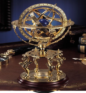 Una esfera armilar única sostenida por una figura de bronce de Atlas, todo sobre una base circular oscura para una sensación clásica - Product Image 2