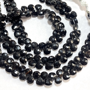 <b>Black</b> Onyx Faceted <b>Heart</b> Shape Briolette Beads, 7MM Calibrated Gemstone Beads, Wholesale Beads shop - Product Image 3