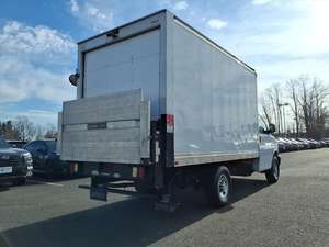 Chasis Chevrolet Express 3500 139 Cutaway RWD 2020 Usado (LHD/RHD) - Product Image 2