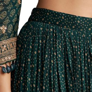 Conjunto de Bandhani Kurta verde oscuro con borla de concha, venta al por mayor, Ropa Étnica para mujer, fábrica de ropa OEM, proveedor a granel - Product Image 6