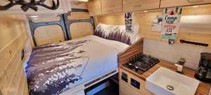 รถตู้ฟอร์ดทรานสิท-250 มือสองที่ได้รับการรับรอง - Product Image 3