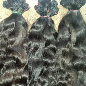 Extensiones de cabello Remy indio virgen a precio de fábrica, los estilos incluyen longitudes rizadas onduladas de 8 30 pulgadas, tejido de cabello humano hecho a mano - Product Image 1