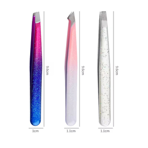 Pinza de Cejas Profesional Personalizada de Acero Inoxidable con Punta, Ultra Agarre, Alta Calidad, Ligera y Ecológica - Product Image 5