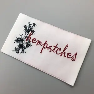 Étiquettes de vêtements en satin tissé en polyester personnalisées de haute qualité pour vêtements chaussures et sacs-fin pli couleur et logo personnalisés en gros - Product Image 5