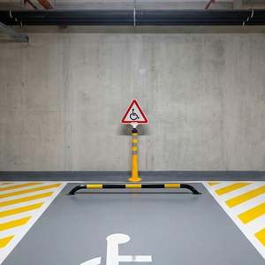 Set de Delimitadores Amarillos para Estacionamiento de Discapacitados, Tipo Bolardo, 75x8 cm - Product Image 2