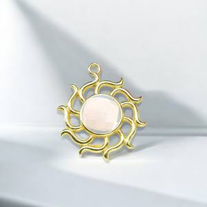 Colgante de moda con abalorio chapado en oro de piedras preciosas de opalita redonda-925 abalorios de plata joyería-pieza de joyería al por mayor - Product Image 1