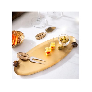 ถาดเสิร์ฟวัสดุทองเหลืองดีไซน์ทันสมัย - Product Image 1