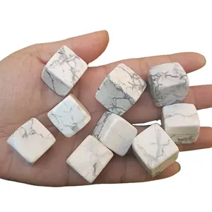 Atacado de cristais de quartzo natural, pedras de cura polidas em massa branca howlite cobe pedras esculpidas presentes & decoração fce