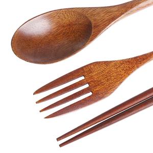 Juego de Cubiertos de Madera Premium Estilo Japonés, Cuchara, Tenedor y Palillos de Madera Natural, Antiadherentes, Ecológicos, con Mango Tejido a Mano - Product Image 2