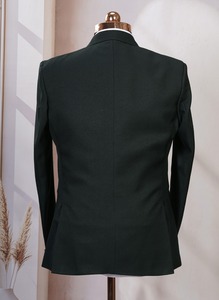 Traje de Tres Piezas para Hombre, Color Verde Oscuro Moderno, Excelente Calidad, para Bodas, Banquetes, Oficina y Ocasiones Especiales, en Venta - Product Image 2