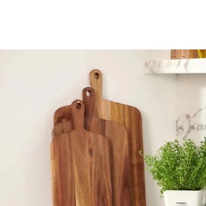 OEM Planche à découper en bois d'acacia avec poignée pour servir le pain au fromage dans les hôtels et restaurants - Product Image 5