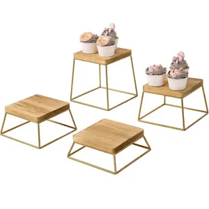 Soporte de madera para pizza de forma ovalada con acabado de hierro negro, perfecto para servir pizza y postres en mesas de comedor y eventos - Product Image 5