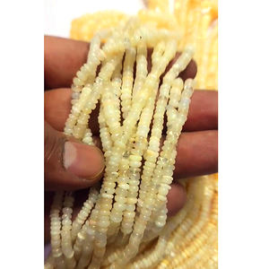 Perles lisses en opale éthiopienne blanche de haute qualité à 21 brins 825 Cts 16 pouces Iroc ventes perles de pierres précieuses en vrac 3-5mm - Product Image 3