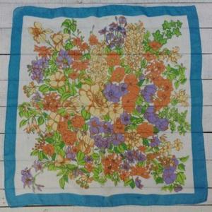 Bandanas en Gros : Meilleurs Produits Tendance – Foulards Carrés en Polyester Doux Faits Main pour Femmes, Idéaux pour les Sports de Plein Air et un Style Élégant - Product Image 2