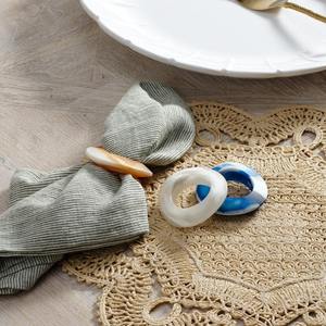 Anneau de serviette en résine torsadée, design personnalisé, nombreuses couleurs, porte-serviettes en chaîne, anneaux de serviette pour la décoration de table de fête - Product Image 6