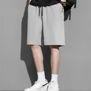 Short de plage d'été de couleur unie pour hommes, short de plage à séchage rapide respirant de haute qualité - Product Image 2