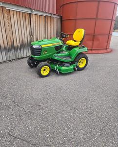 Tondeuse autoportée à braquage zéro John Deere X950R 5,5 CV 50 pouces. - Product Image 1