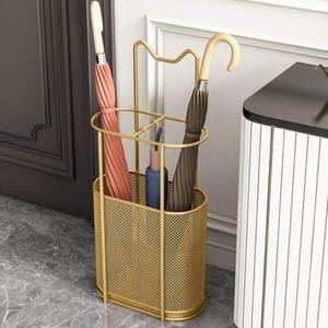 Porte-parapluie en métal d'inspiration victorienne avec un savoir-faire détaillé unique, idéal pour les intérieurs de style vintage - Product Image 3