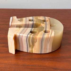 Porte-crayons vintage en pierre d'onyx en forme de fer à cheval, organisateur de bureau, accessoire de bureau unique et élégant - Product Image 1