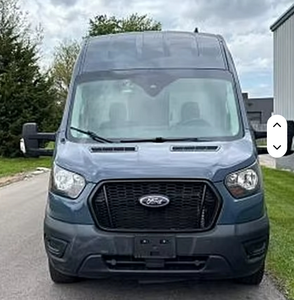 Ford Transit Cargo Van T-250 130 Usada, Económica, con Volante a la Izquierda, Emisión Euro IV, Vehículo de Nueva Energía, Perfecta Estado - Product Image 1