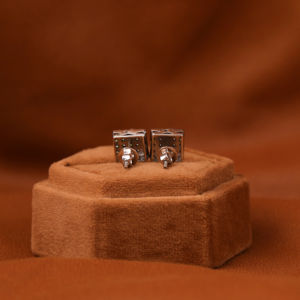 Joyería fina superventas para mujer elaborada con oro rosa de 14kt tachonado en pendientes de diamantes Moissanite con claridad VVS - Product Image 4