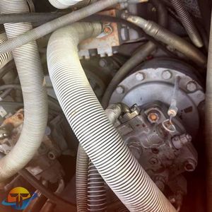 Excavatrice amphibie d'occasion Hitachi ZX850H à bas prix à vendre, modèle mini en bon état - Product Image 4