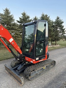Mini-excavatrice Kubota U27-4, excavatrice sur chenilles, cabine fermée, chenilles en acier, excavatrice Kubota à vendre - Product Image 3