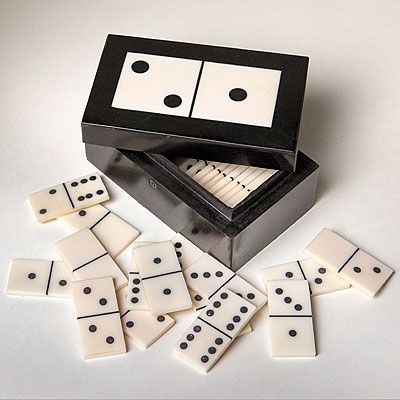 Icona Di Domino Simbolo Dei Giochi Da Tavolo Elemento Di Design Del Logo Gm1305467940 396346272