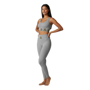 Conjunto Deportivo de 2 Piezas para Mujer, Talla Grande, con Logotipo Personalizado OEM, Diseño Más Vendido, Leggings de Yoga para Ejercicio en el Gimnasio - Product Image 1