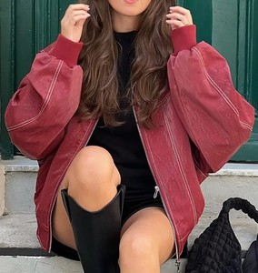 Vestes pour femmes élégantes haut de gamme Personnaliser la conception pénale Vestes en cuir véritable Veste à glissière en cuir véritable de qualité supérieure - Product Image 3