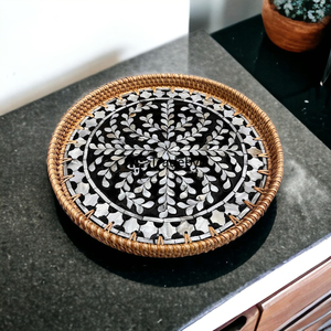 Elegante Bandeja de Almacenamiento Tejida a Mano de Ratán Moderno, Organizador de Hogar de Primera Calidad, Tradebyd - Product Image 3