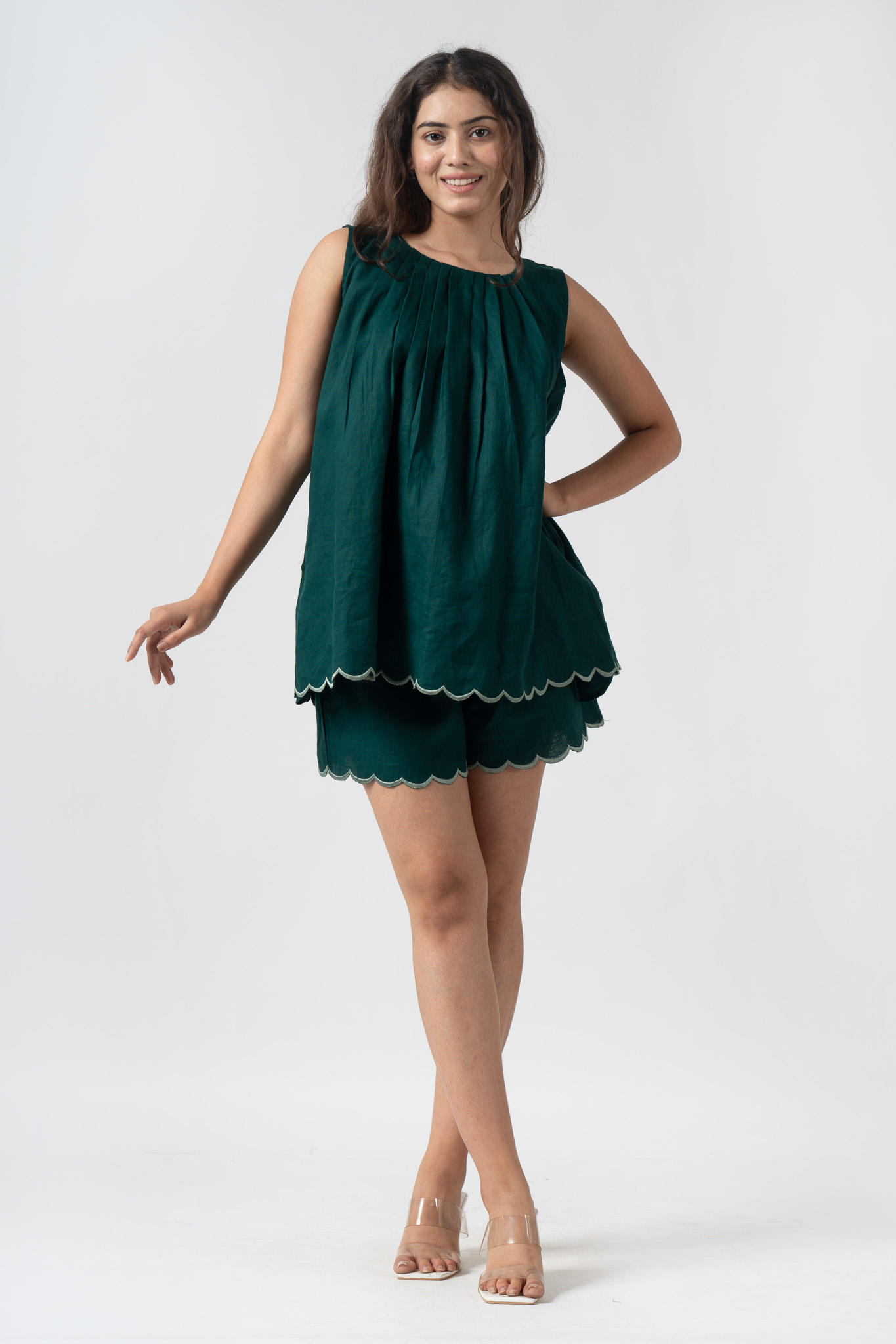 สีเขียว