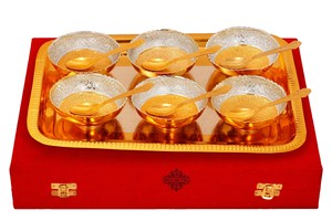 IndianArtVilla Ensemble de bols en lotus plaqué or poli avec 6 cuillères et 1 plateau pour hôtel et restaurant - Product Image 2