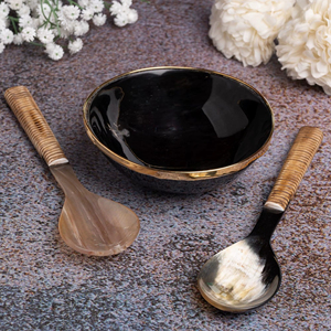 Cuillères à salade en corne de buffle naturelle et résine, écologiques, compatibles lave-vaisselle, 11 pouces, outils de cuisine modernes pour la maison - Product Image 1