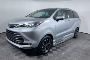 Toyota Sienna Platinum AWD 2025 Usada en Buenas Condiciones, Certificada y Limpia, para 7 Pasajeros - Product Image 3