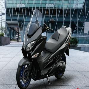 SCOOTER BURGMANS 400 4 TIEMPOS 400CC de alto rendimiento - Product Image 1