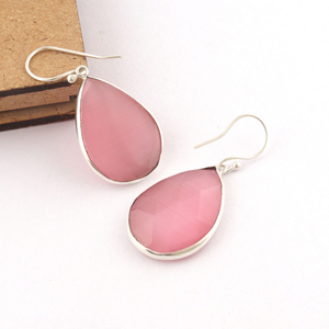 Pendiente de gota colgante de ojo de gato rosa con forma de pera, joyería de latón, ajuste de bisel Chapado en plata, pendiente hecho a mano, precio al por mayor a granel - Product Image 1