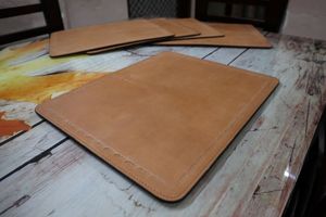 แผ่นรองจานหนังแท้กันน้ำทนทานต่อการสึกหรอแผ่นรองบนโต๊ะรับประทานอาหารกันน้ำมันฉนวนกันความร้อน - Product Image 4